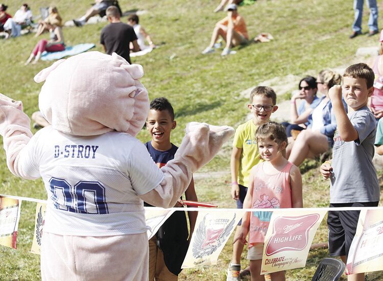 'Primetime' Mud Bowl returns, Sept. 9-11, to Hog Coliseum